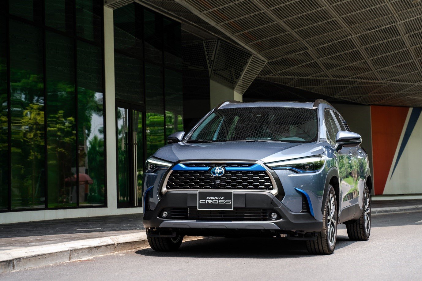 Toyota Corolla Cross và Honda HR-V: Cái tên nào xứng đáng ngôi vương phân khúc SUV cỡ nhỏ?