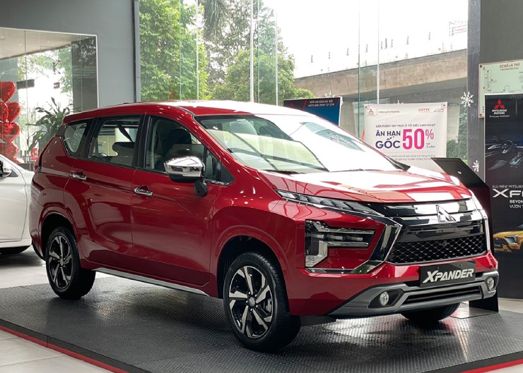 Chọn MVP Mitsubishi Xpander hay Sedan Hyundai Accent trong tầm tiền 500 triệu đồng?