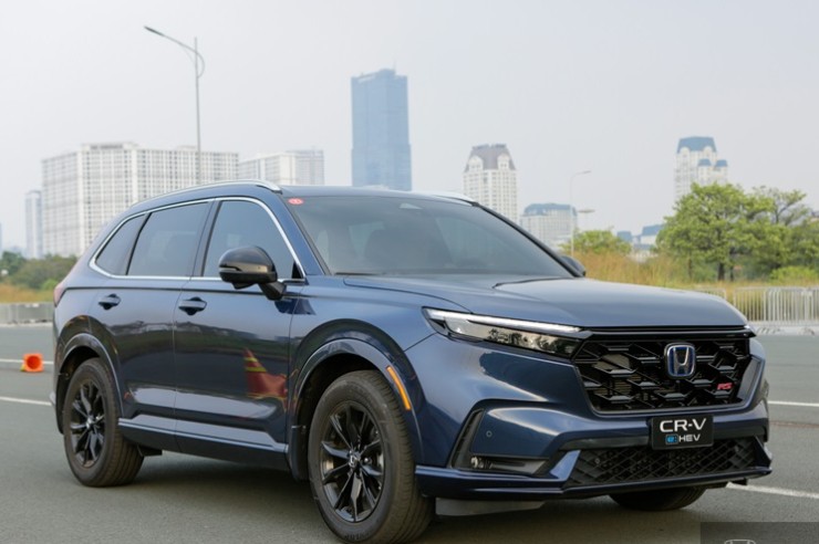 https://vndcdn.click.vn/upload/3-2025/images/2025-09-14/honda3-1757825267-455-width740height492.jpg